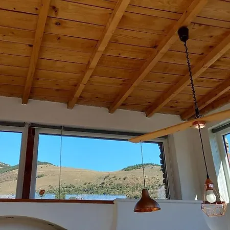 Casa Aguila à *