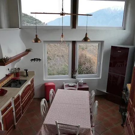 Casa Aguila à *
